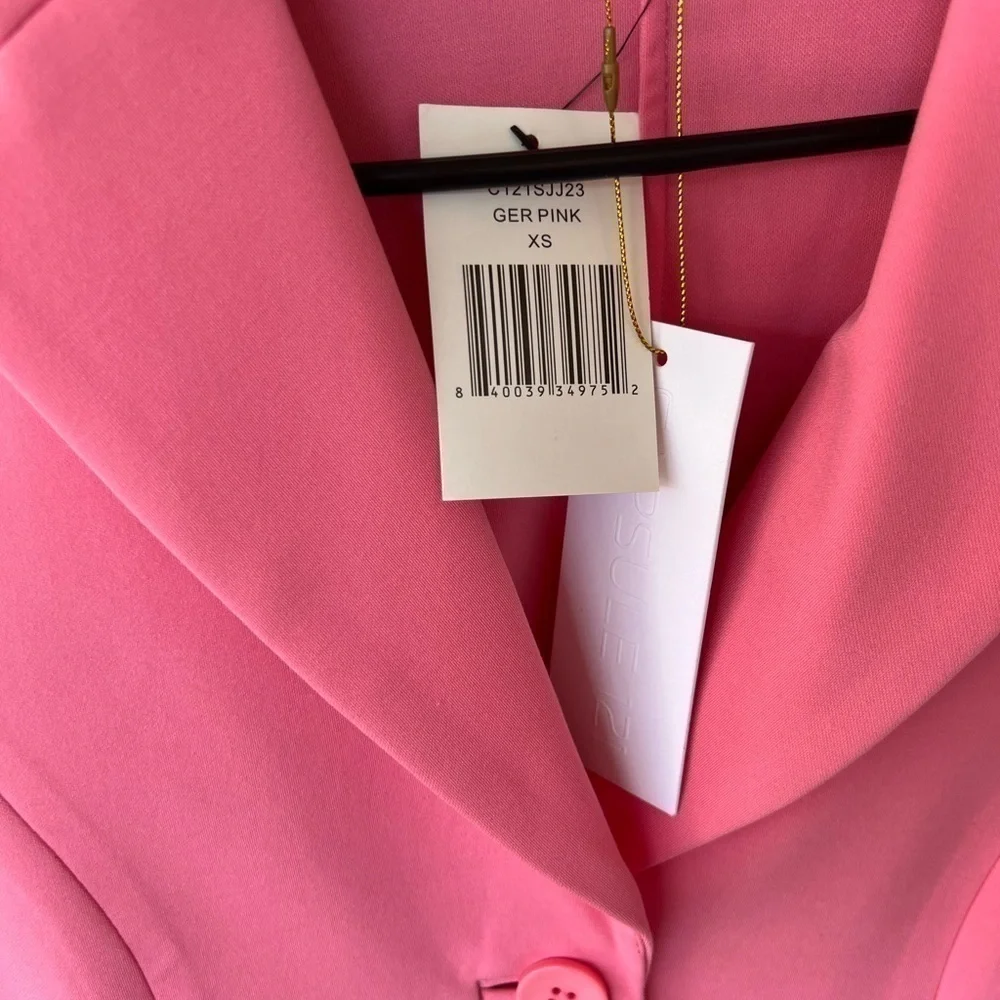 NWT  Capsule 121 Perseverance blazer in Gerber Pink